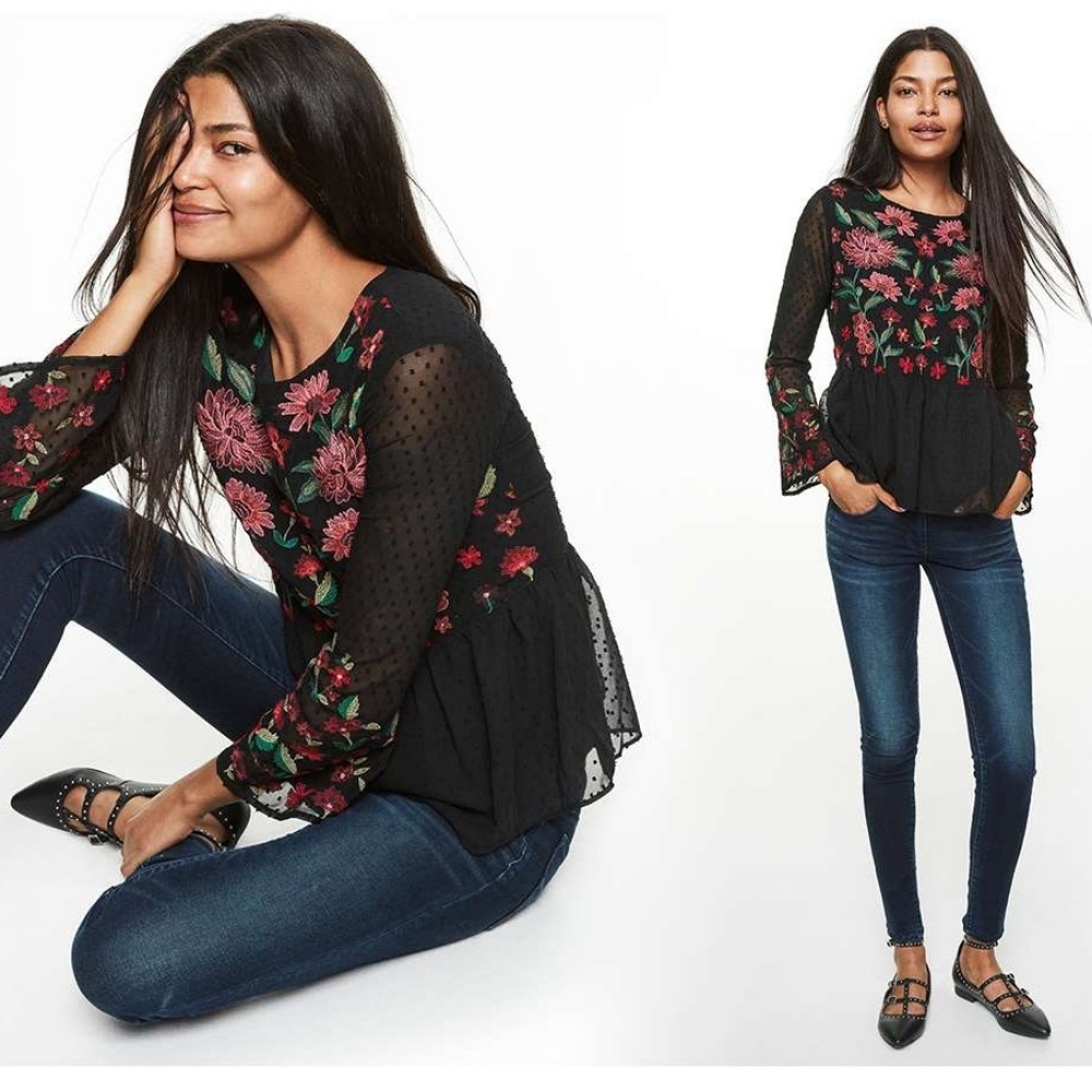 American Eagle Outfitters Embroidered Peplum Top ** Sz M - Picture 2 of 9